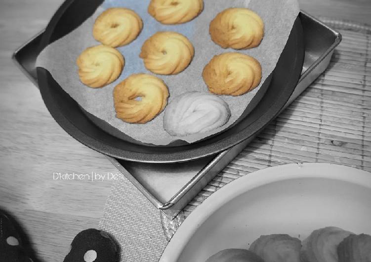 Resep Butter cookies oleh Desi Arianti - Cookpad