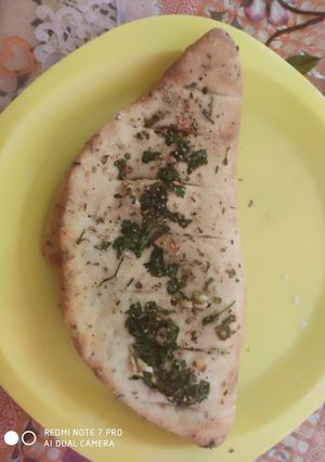 A picture of Garlic bread.