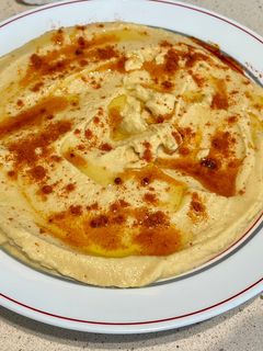 Una foto de Hummus de garbanzos