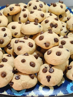 Una foto de Galletitas con chips de chocolate sin manteca