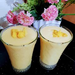 A picture of Mango Milkshake.