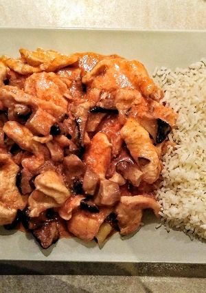 Foto di Pollo alla Strogonoff con Cardoncelli e riso Basmati