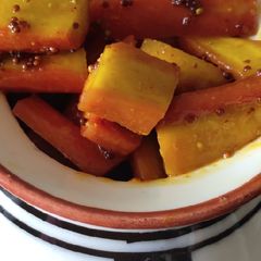 A picture of Carrots pickle.