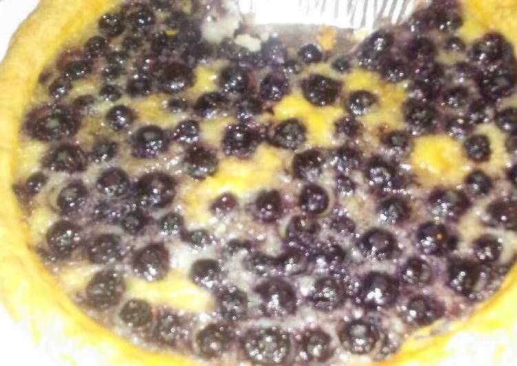 Step-by-Step Guide to Prepare Quick Buttermilk Blueberry Pie