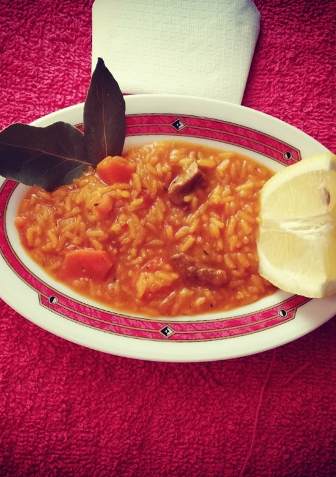 Una foto de Delicioso arroz caldoso con carne