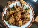 কারী পাতা দিয়ে চিকেন