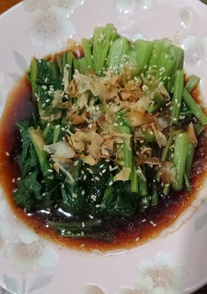 涼拌芥蘭菜 的食譜成品照片