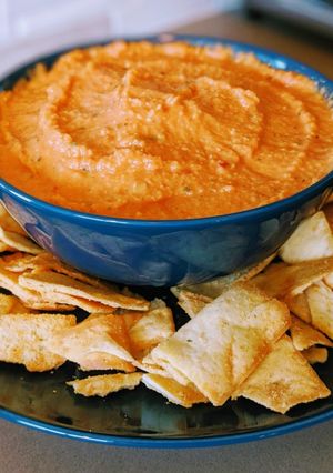 A picture of Roasted Red Pepper Garlic Hummus.