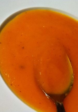 Une photo de Velouté de potiron / carottes à la muscade
