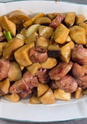 醬香杏鮑菇炒香腸 的食譜成品照片