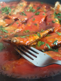 Una foto de Sardinas en tomate