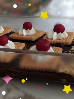 عکسی از دستور کیک یخچالی 😋