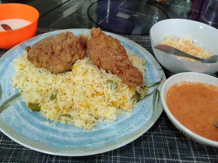 Resep Vegetable rice with fried chicken (رز بالخضار مع بروست) Anti Gagal