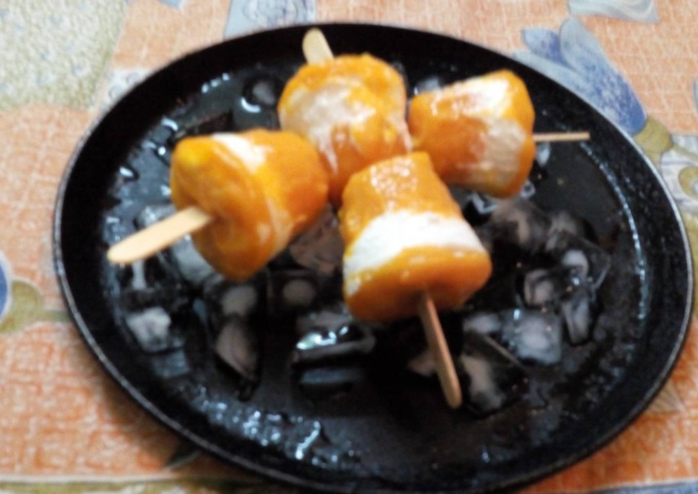 Mango popsicles