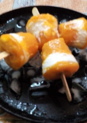 A picture of Mango popsicles.