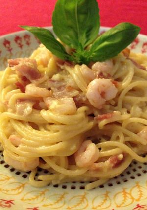 Una foto de Espaguetis carbonara (los de toda la vida)