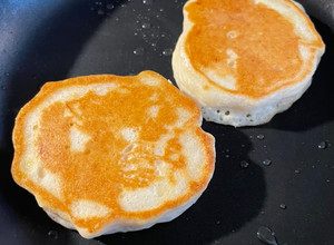 A picture of Gluten Free Banana Pancakes 🥞.