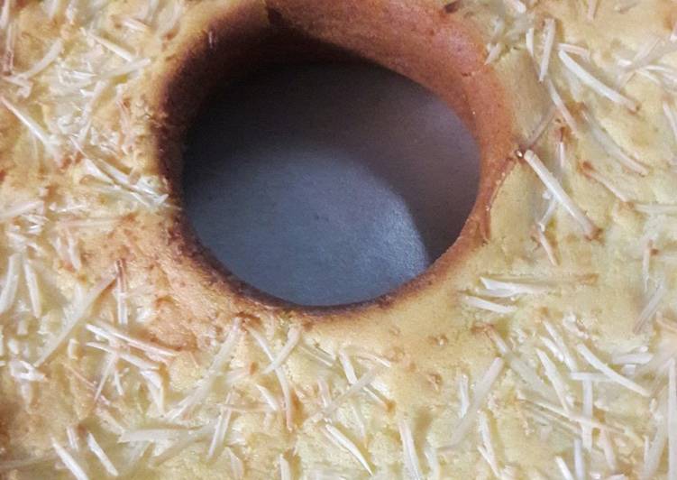 Bolu tape singkong putih telur