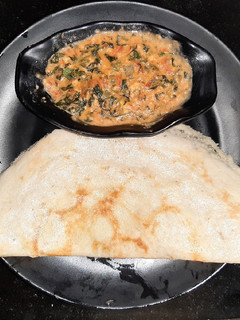 ગોટાળો ઢોંસા (Gotala Dosa Recipe In Gujarati) રેસીપી મુખ્ય ફોટો