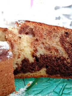 A picture of Ricotta and Dark Chocolate Cake.