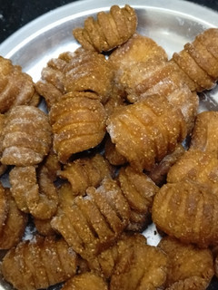 கல்கல்ஸ்(kullkuls recipe in tamil) செய்முறை முக்கிய புகைப்படம்