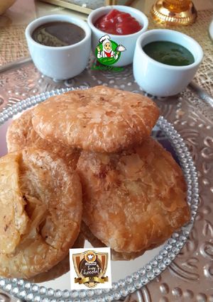 A picture of Kachori.
