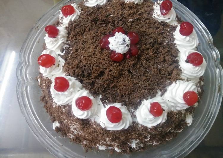 Step-by-Step Guide to Make Homemade Black forest cake