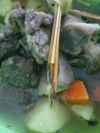 Langkah Mudah untuk Membuat Resep Sop Tulang Sapi yang Uenak Anti Ribet, Mantap