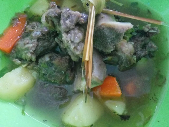Langkah Mudah untuk Membuat Resep Sop Tulang Sapi yang Uenak Anti Ribet, Mantap
