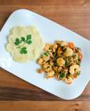خوراک میگو و سبزیجات (Shrimp & Vegetables dish)