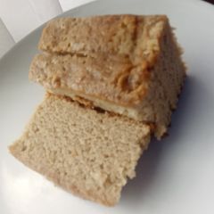 A picture of White chocolate Cake.