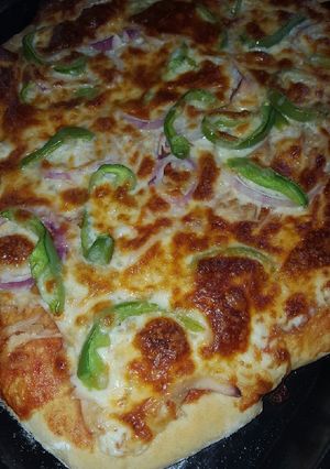 A picture of Homemade Chicken Pizza.