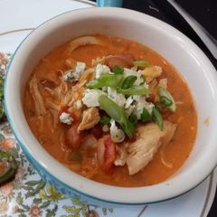 A picture of Buffalo chicken chili.