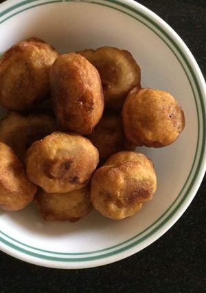 A picture of Sweet Bonda /Kesari Balls (Prasadam Borellu).