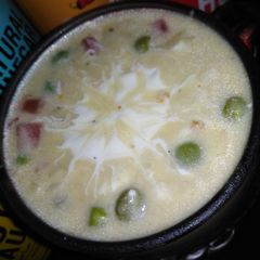 A picture of Creamy macroni soup.