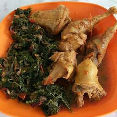 A picture of Chicken Stew with Kales.