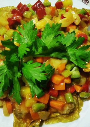 Hình của món Hoành Thánh Sốt Chua Ngọt Ngũ Sắc.