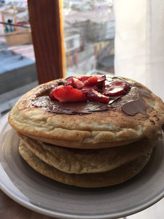 Una foto de Pancakes americanos (esponjosos)🥞❤️