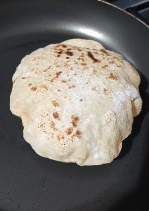 صورة لوصفة عيش منفوخ بالردة