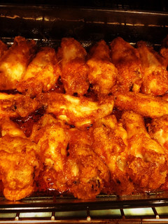 A picture of Baked Hot Garlic Wings!.