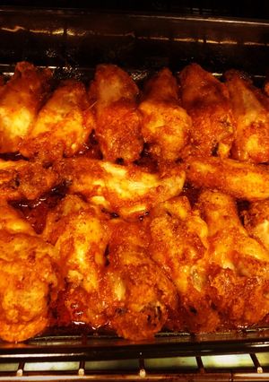 A picture of Baked Hot Garlic Wings!.
