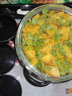 मसाला इडली (Masala Idli recipe in Hindi) रेसिपी मुख्य फोटो