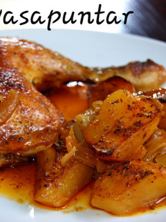 Una foto de Pollo al horno 🍗🥔🍴🍺