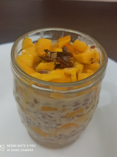 आम और चिया सीड्स का पुडिंग(aam aur chia seeds ka pudding recipe in hindi) रेसिपी मुख्य फोटो