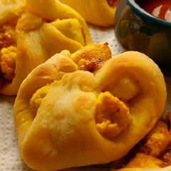 A picture of Paneer zingy parcel.