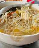 Canh chua giá, đậu, thịt băm