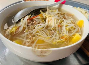 Hình của món Canh chua giá, đậu, thịt băm.