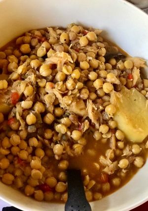 Una foto de Bacalao con garbanzos