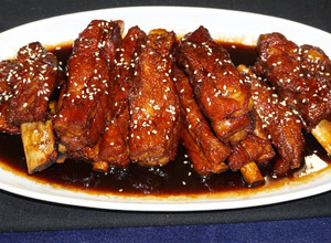 Una foto de Costillas de cerdo agridulce estilo de shanghai