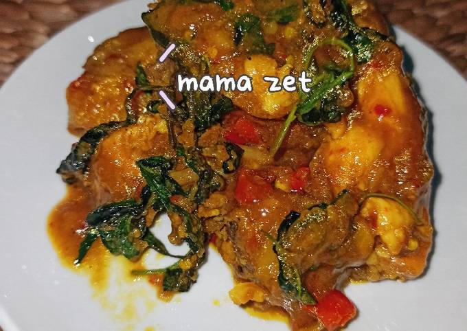 Resep Ayam bumbu kuning kemangi oleh Mama Zet - Cookpad